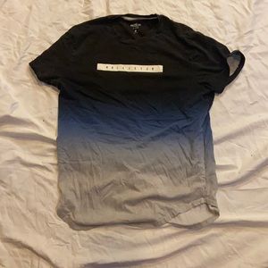 Hollister tee